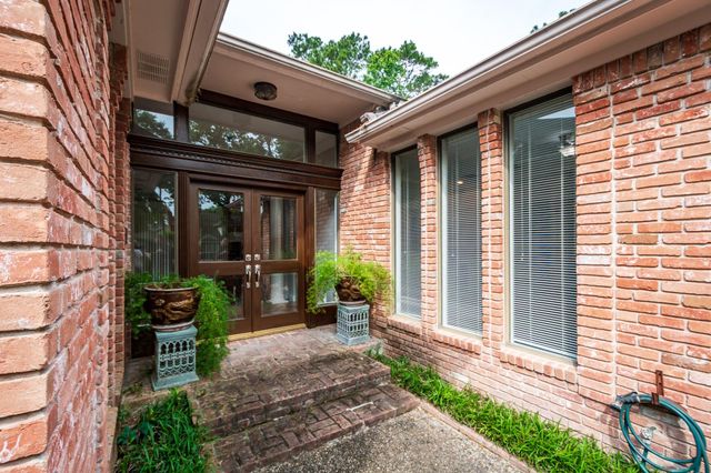 5406 Timber Shade Drive, Kingwood, TX 77345