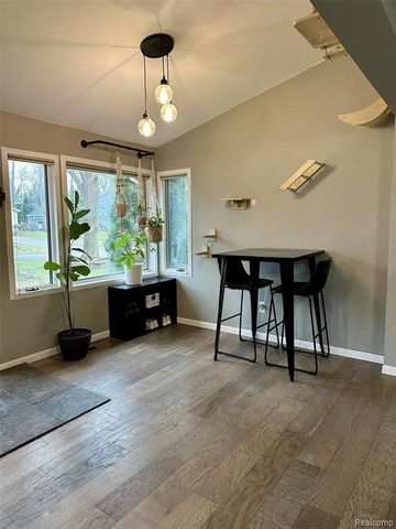 3584 Ashview Street, West Bloomfield, MI 48324