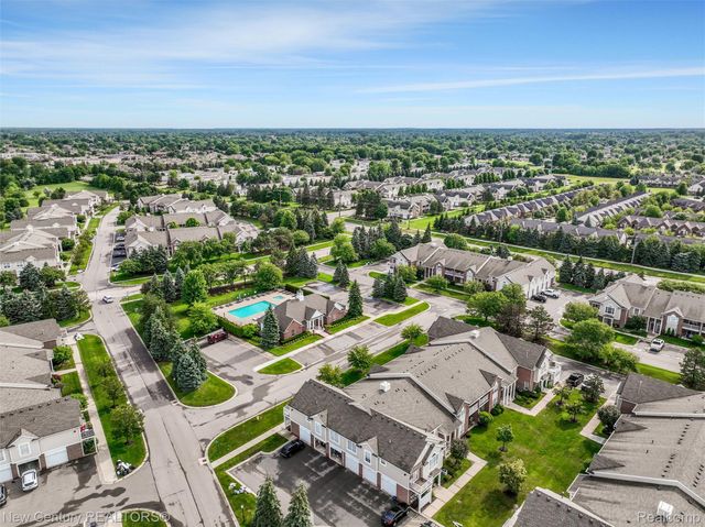 16476 Radison Drive, Macomb Township, MI 48044