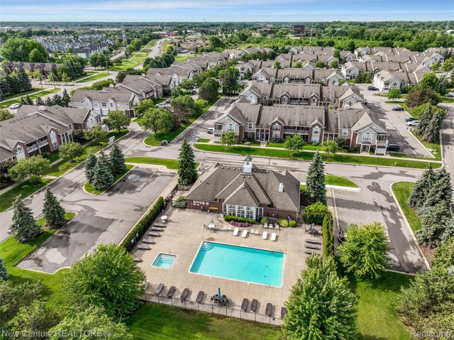 16476 Radison Drive, Macomb Township, MI 48044