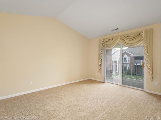 16476 Radison Drive, Macomb Township, MI 48044