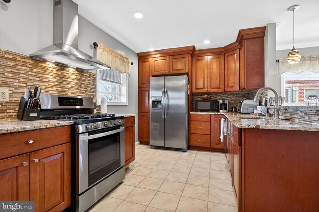 2720 CLAYTON ST, Philadelphia, PA 19152