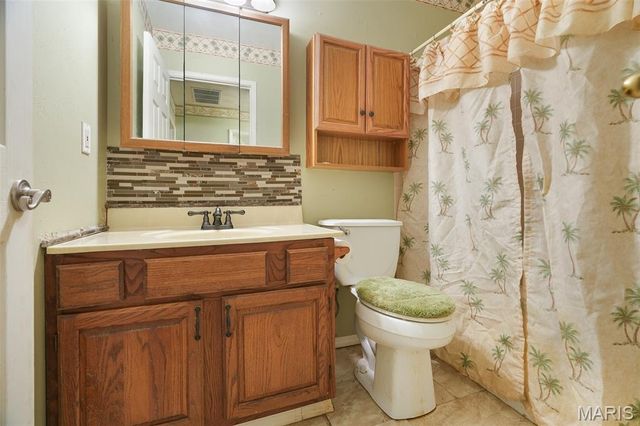 6 Hanson Drive, Granite City, IL 62040
