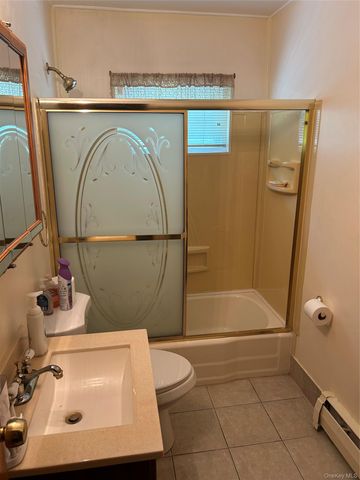 400 Fulton Street D 8, Farmingdale, NY 11735