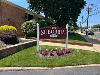 400 Fulton Street D 8, Farmingdale, NY 11735