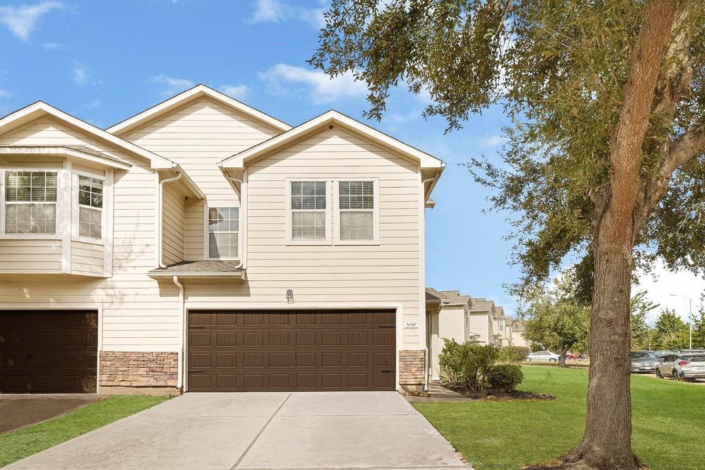 5010 Dartmoor Ridge Trail, Houston, TX 77066