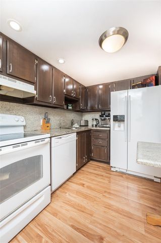 20379 W Country Club Drive 332, Aventura, FL 33180