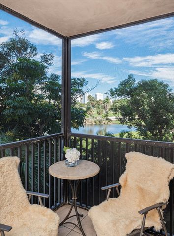 20379 W Country Club Drive 332, Aventura, FL 33180