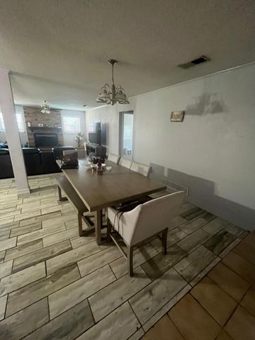 2903 Stratford Court, Arlington, TX 76015