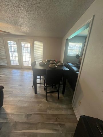 2903 Stratford Court, Arlington, TX 76015