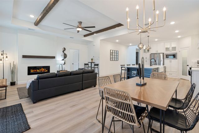 1805 Nomas Street, Dallas, TX 75212