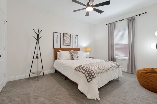 1805 Nomas Street, Dallas, TX 75212
