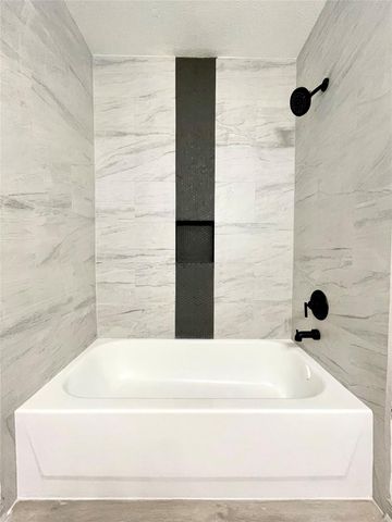 15609 Martineau Street, Houston, TX 77032