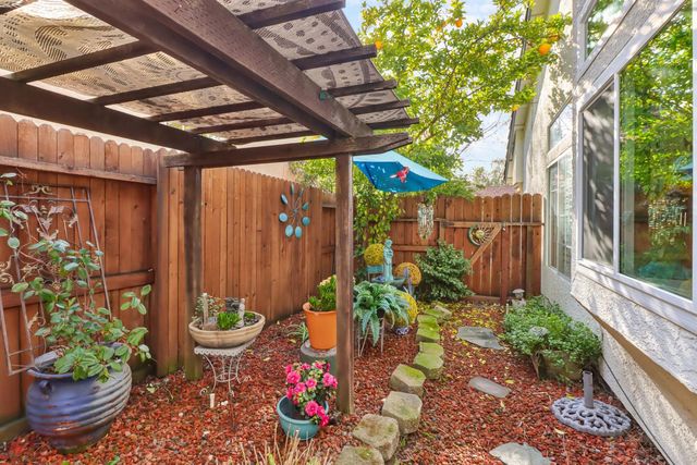 412 Brennen Circle, Roseville, CA 95678