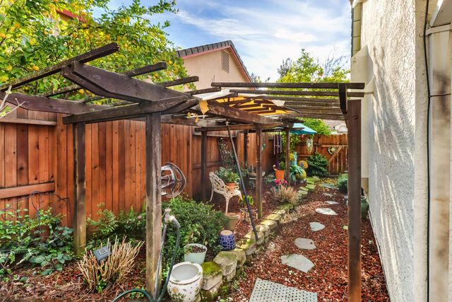 412 Brennen Circle, Roseville, CA 95678