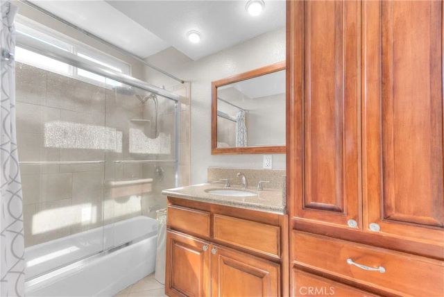 15549 Agate Drive, Fontana, CA 92337