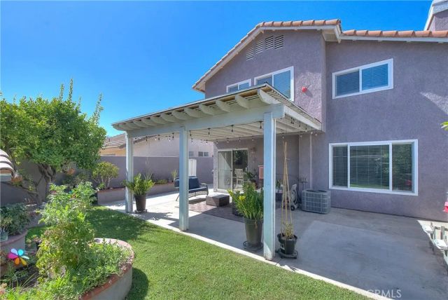 15549 Agate Drive, Fontana, CA 92337