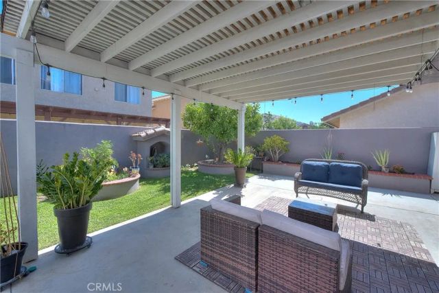 15549 Agate Drive, Fontana, CA 92337