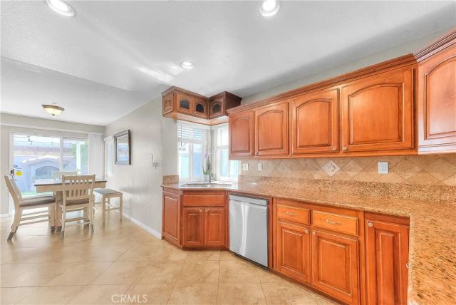 15549 Agate Drive, Fontana, CA 92337