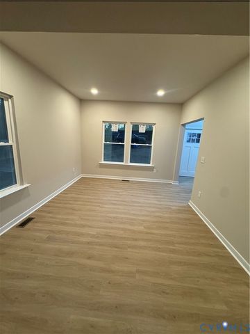 12371 Mason Ave, Chester, VA 23831