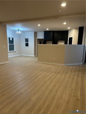 12371 Mason Ave, Chester, VA 23831