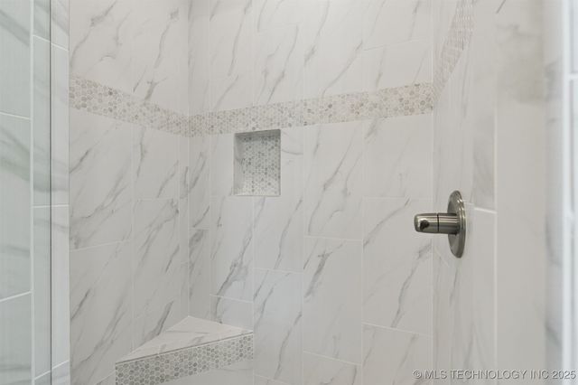 670 E 149th Street S, Glenpool, OK 74033