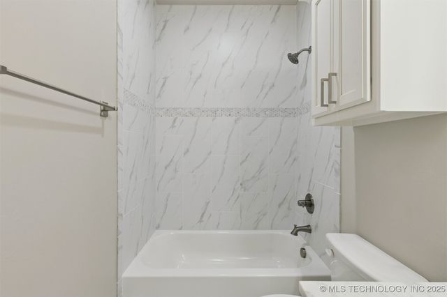 670 E 149th Street S, Glenpool, OK 74033