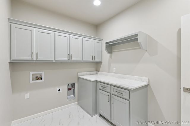 670 E 149th Street S, Glenpool, OK 74033