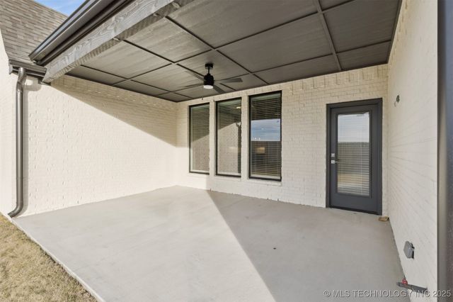 670 E 149th Street S, Glenpool, OK 74033