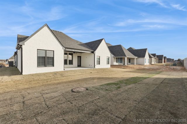 670 E 149th Street S, Glenpool, OK 74033