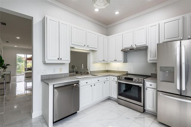 6750 DALI AVENUE 206, Land O Lakes, FL 34637