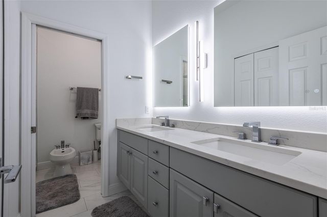 6750 DALI AVENUE 206, Land O Lakes, FL 34637