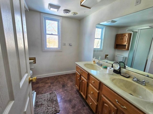 230 E Chestnut Street, Waterloo, IN 46793