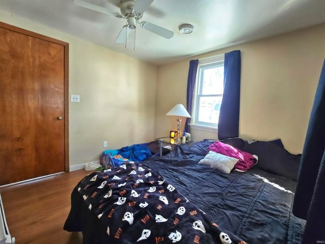 230 E Chestnut Street, Waterloo, IN 46793