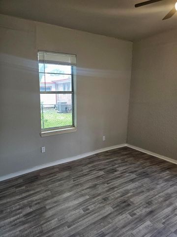 8010 Miley Street, Houston, TX 77028