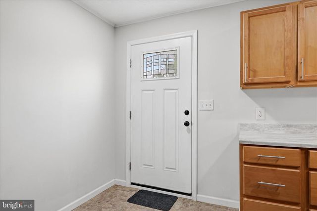 135 BEEDEN LN, Front Royal, VA 22630