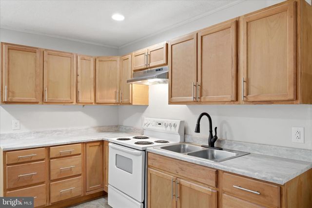 135 BEEDEN LN, Front Royal, VA 22630
