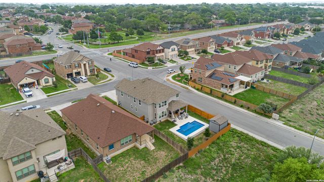 200 RUSTIC SPGS, Universal City, TX 78148