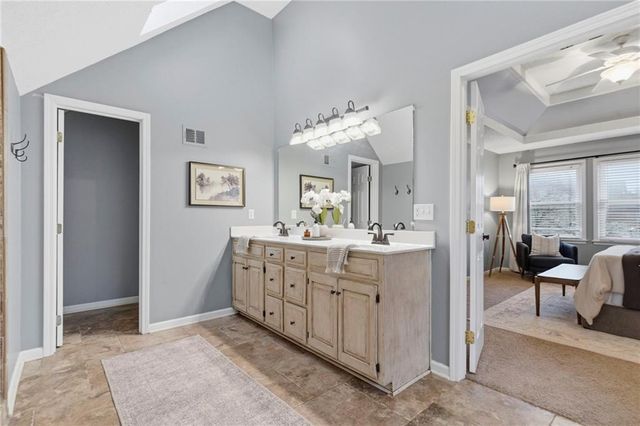 8301 W 144th Street, Overland Park, KS 66223