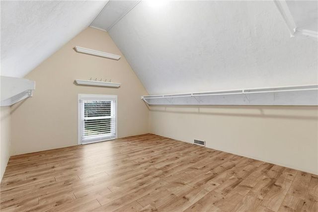 8301 W 144th Street, Overland Park, KS 66223