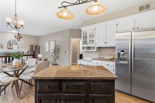 8301 W 144th Street, Overland Park, KS 66223