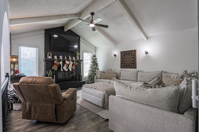 116 ROSEBUD Lane, Council Bluffs, IA 51503