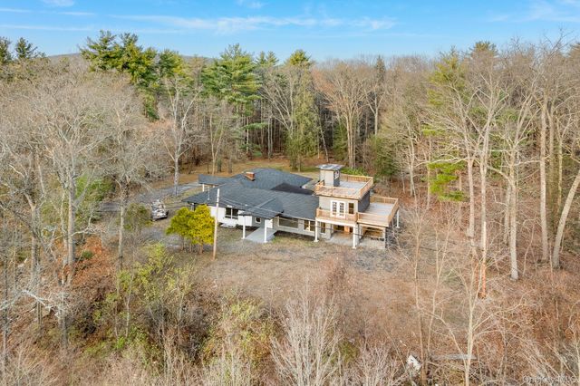 233 Forest Hill Drive, Kingston, NY 12401