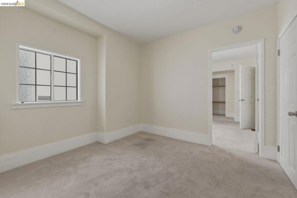 Image 13 of property listing at 340 Foothill Blvd, Oakland, CA 94606