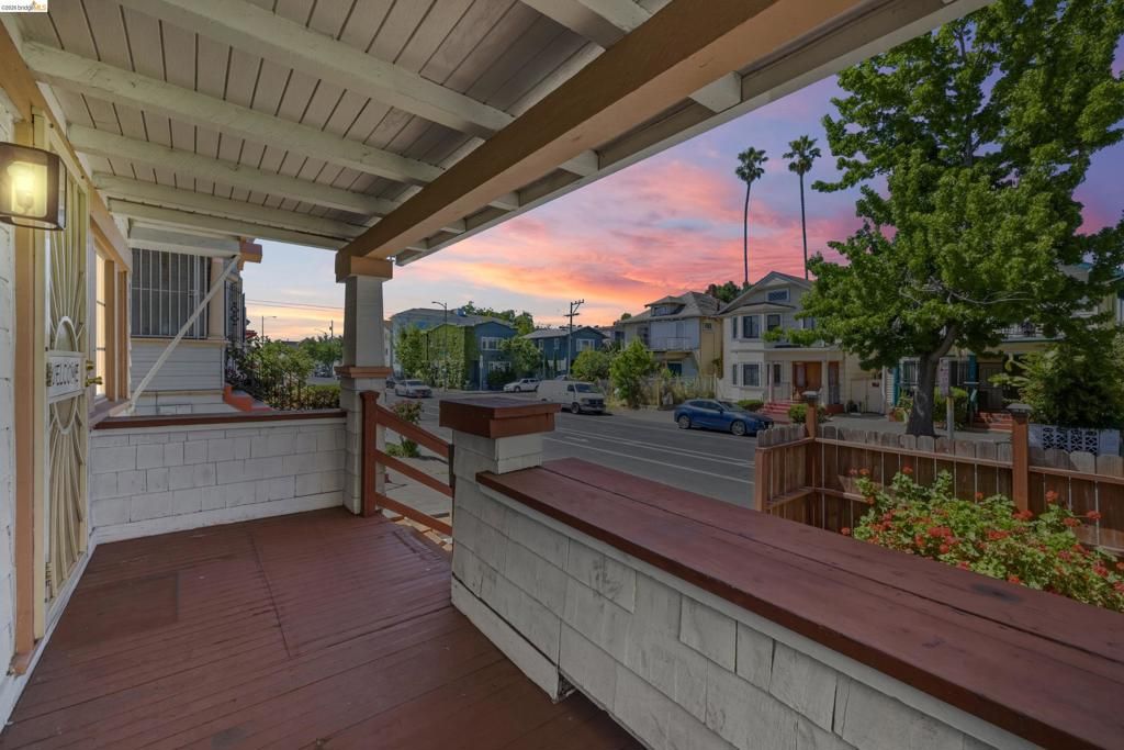 Image 4 of property listing at 340 Foothill Blvd, Oakland, CA 94606