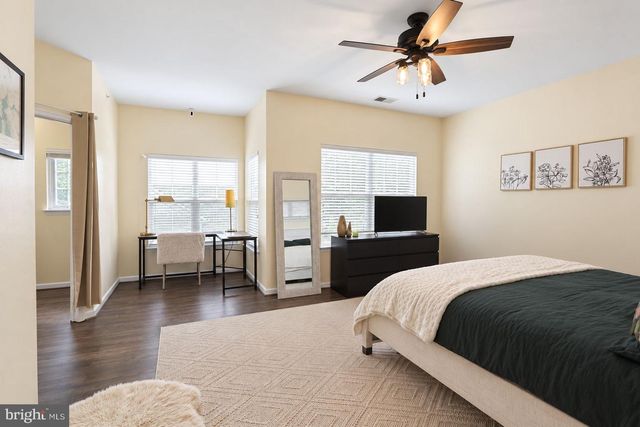 8844 SONG SPARROW DR, Gainesville, VA 20155