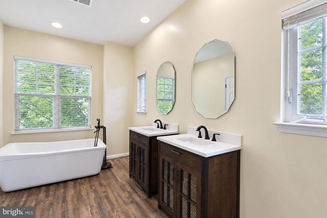 8844 SONG SPARROW DR, Gainesville, VA 20155