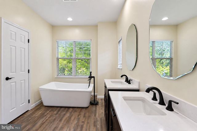 8844 SONG SPARROW DR, Gainesville, VA 20155