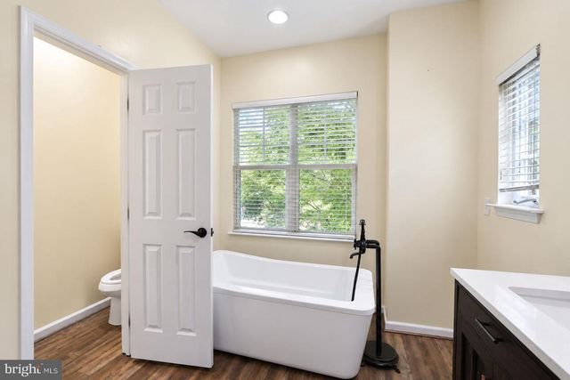 8844 SONG SPARROW DR, Gainesville, VA 20155