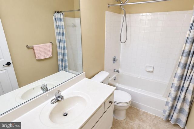 8844 SONG SPARROW DR, Gainesville, VA 20155
